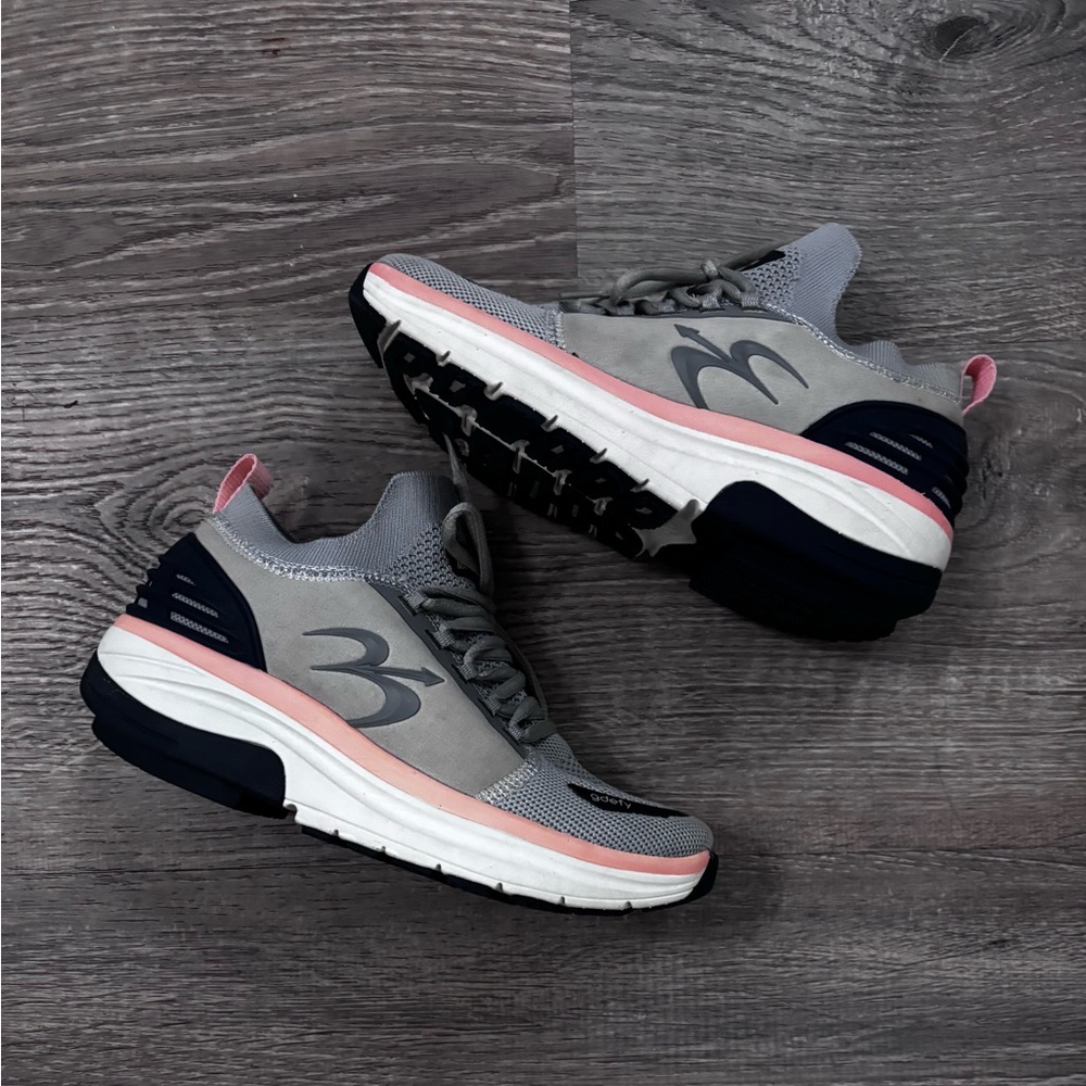 gdefy Gray and Pink Women's Athletic Shoes